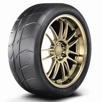 NT01 - 335/30R18 102W